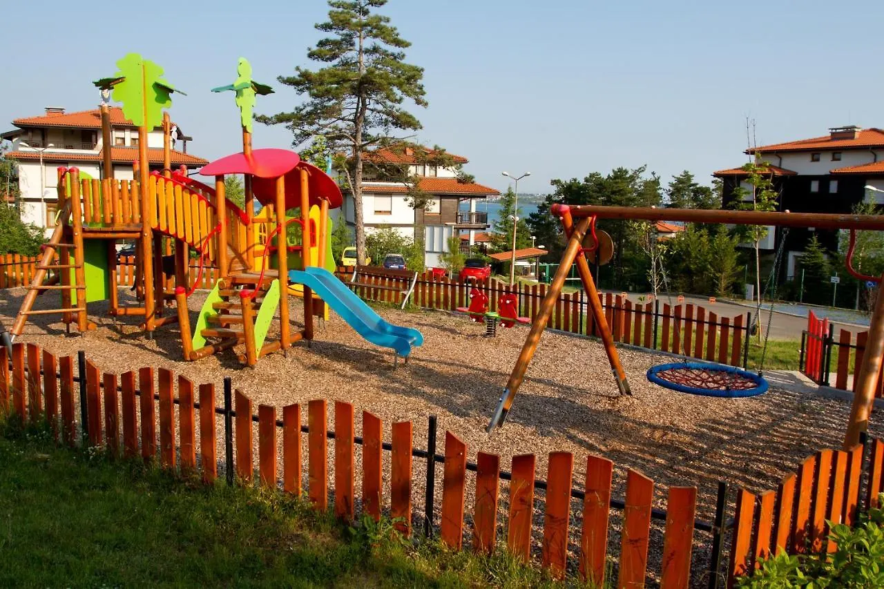 Viva Mare Beach Hotel By Santa Marina Sozopol 4*,